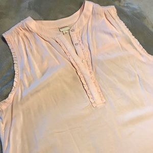 SUMMER CLOSE OUT: Pretty light pink top💕